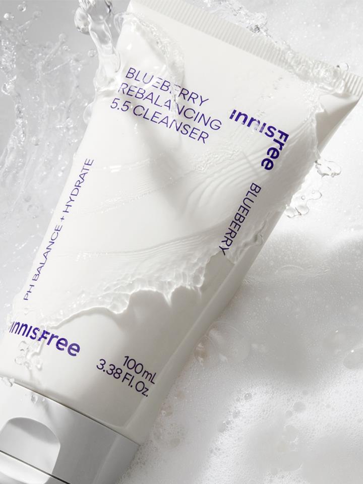 Innisfree | Blueberry Rebalancing 5.5 Cleanser