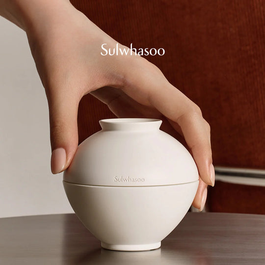 Sulwhasoo | The Ultimate S Eye Cream